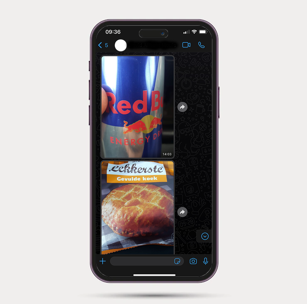 Afbeelding van foto's van maaltijden die door respondenten zijn verzonden tijdens de meetdagen van het onderzoek naar eetpatronen van universiteitsstudenten. De foto's tonen verschillende ongezonde voedingspatronen, en de tijdstippen waarop ze zijn geconsumeerd.